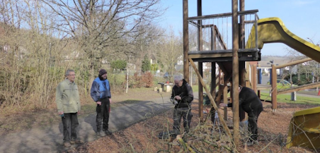 Herrichten des Spielplatzes